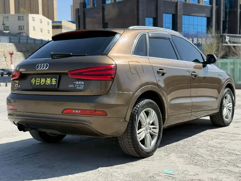 Audi Q3 — фото 7
