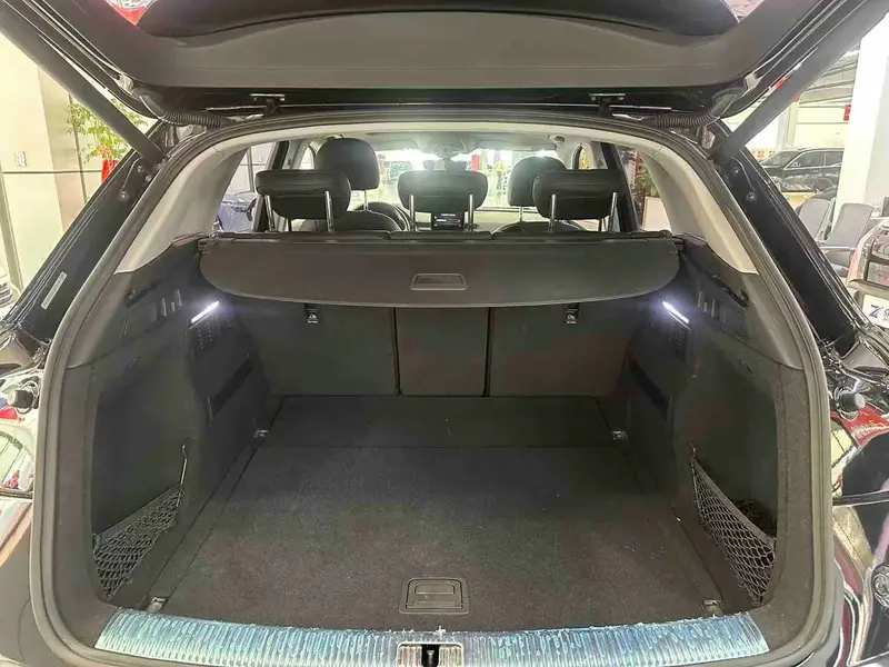 Audi Q5L 40 TFSI базовая VI — фото 13