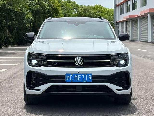 Volkswagen Tourang 2022 Белый из Китая, фото 2
