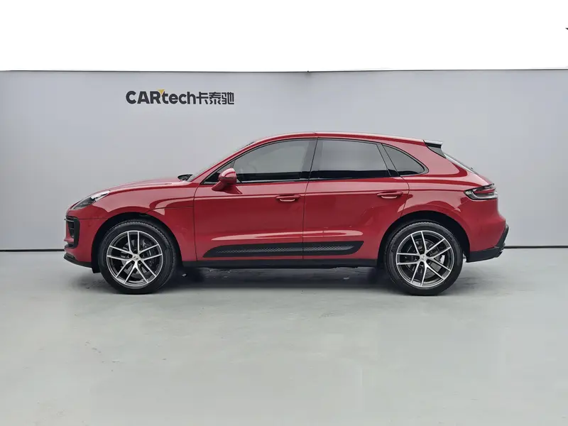 Porsche Macan 2.0 T — фото 3