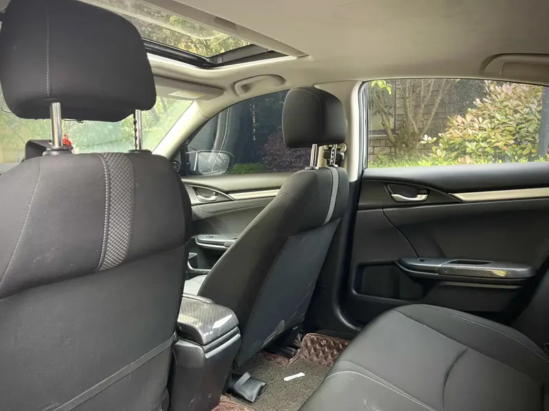 Honda Civic — фото 11