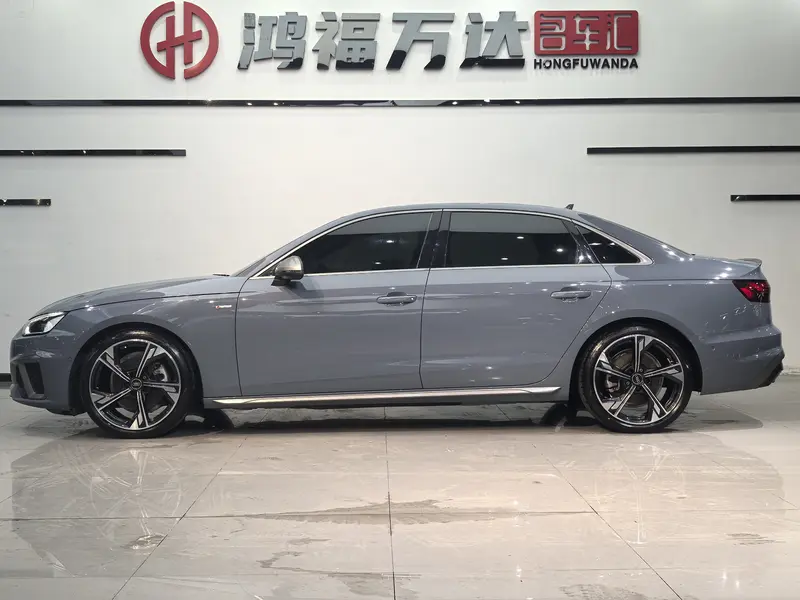Audi A 4 L 40 TFSI quattro RS — фото 4