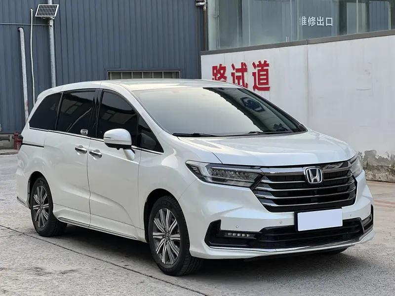 Honda Odyssey 2.0L — фото 3