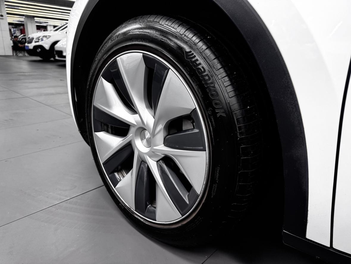 Tesla Model Y — фотографии объявления, Фото 12