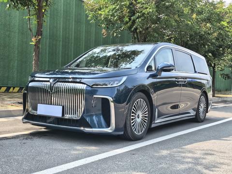 VOYAH Dreamer PHEV