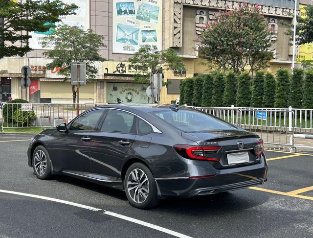 Honda Accord 2022 Темно-серый из Китая, фото 2