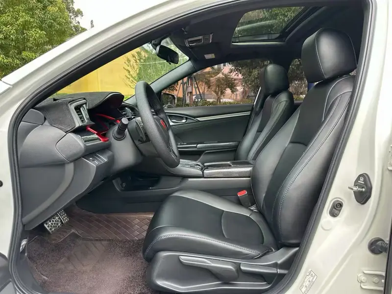 Honda Civic — фото 8