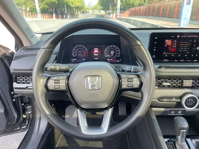 Honda Accord ·T 260 TURBO — фото 11