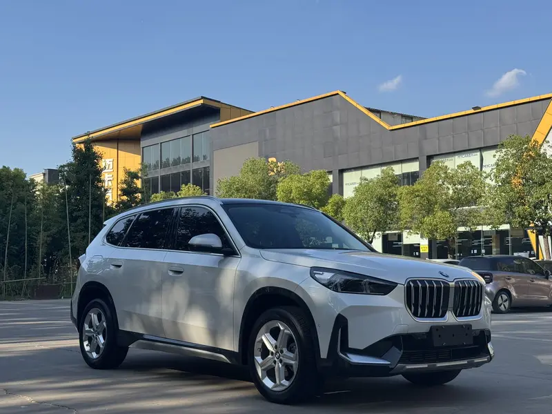 BMW X1 — фото 3