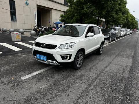 BAIC Senova X35