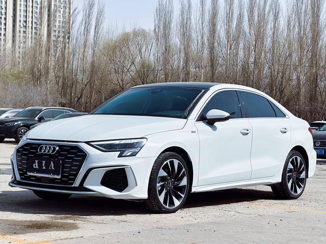 Audi A3 id 4368132 из Китая 7