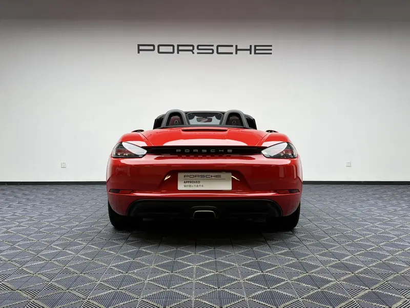Porsche 718 Boxster 2.0 T — фото 5