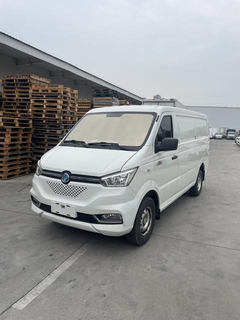 Dongfeng EM26