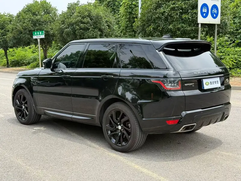 Land Rover Range Rover Sport 3.0 L6 HSE DYNAMIC — фото 3
