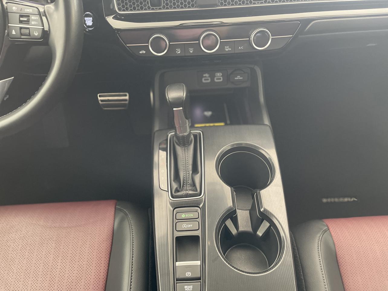 Honda Integra: фотография 10 из 18