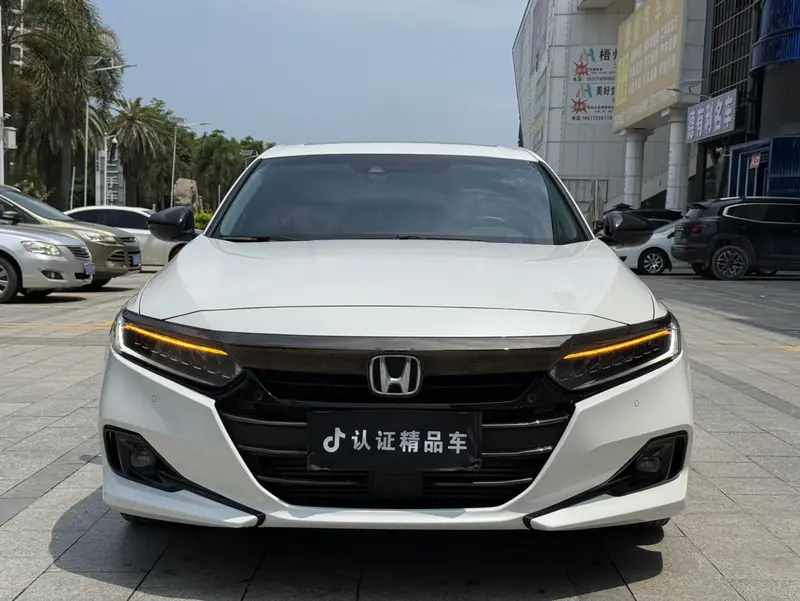 Honda Accord — фото 2