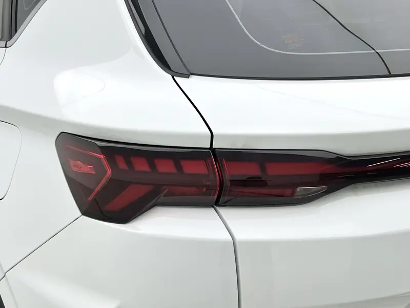 Geely Binyue — фото 10