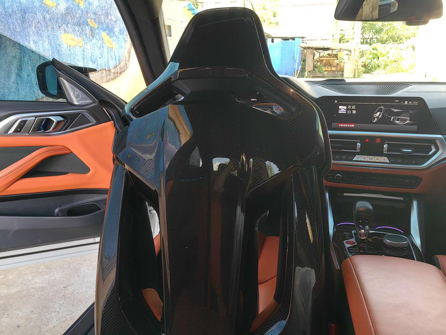 BMW M4: фотография 9 из 14