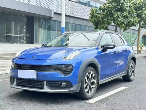 Lynk & Co 02