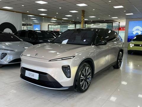 Nio ES8