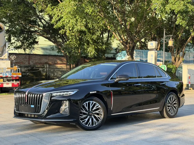 Hongqi H5 — фото 1