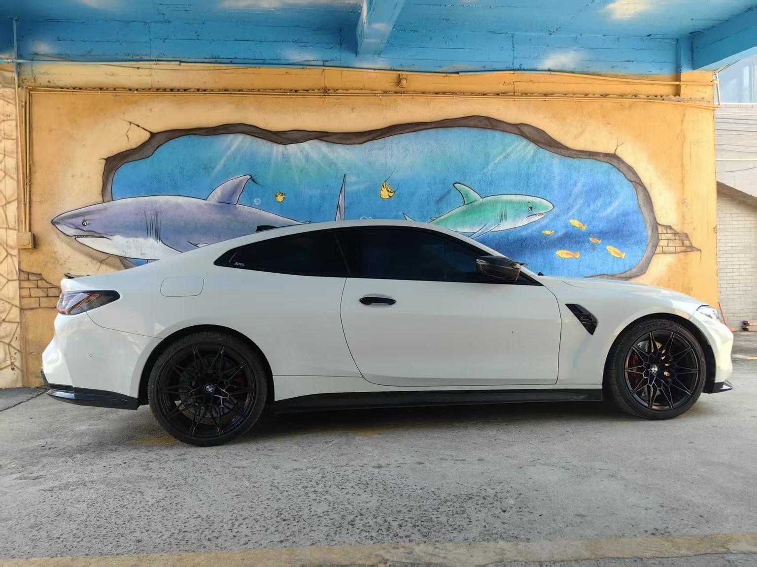 BMW M4: фотография 3 из 14