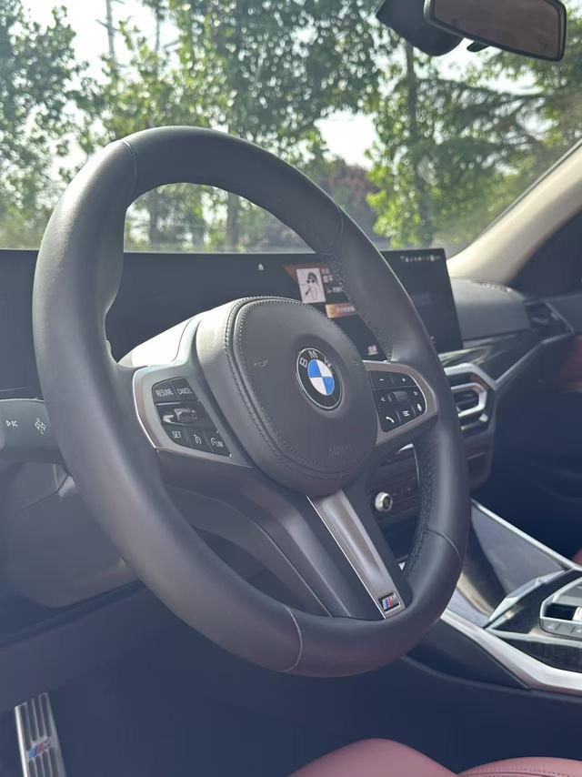 BMW 3 series 2023 Черный из Китая, фото 3