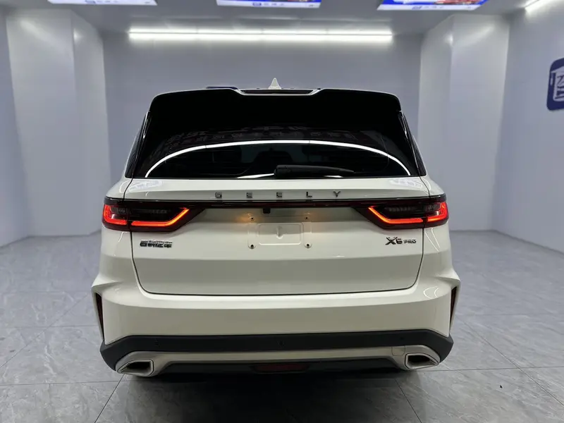 Geely Vision X6 — фото 5