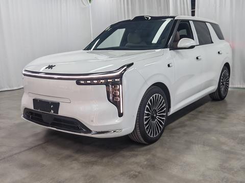 IM Motors LS8
