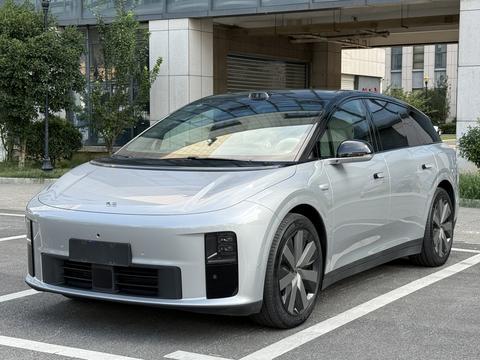 Li Auto i6
