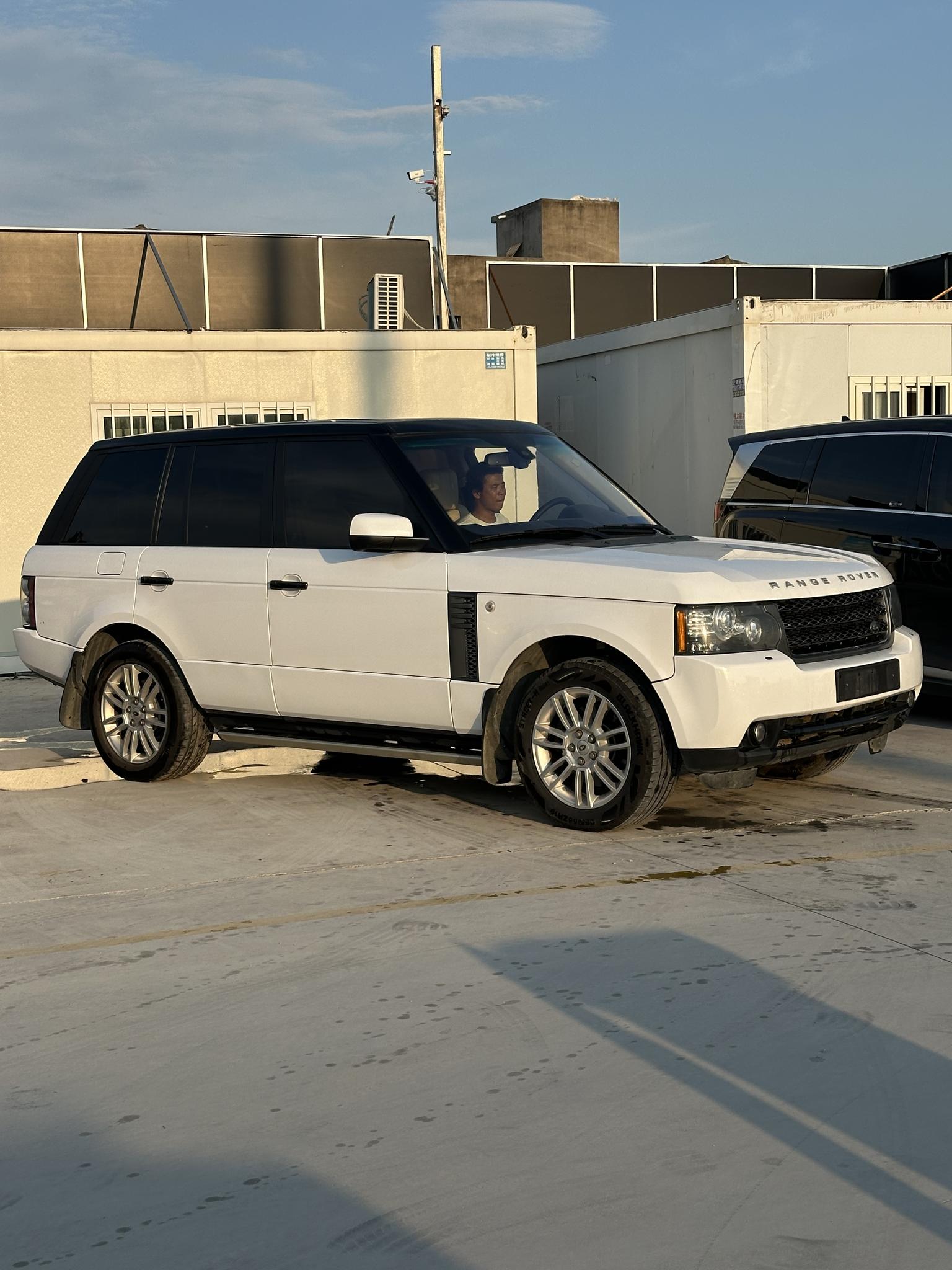 Land Rover Range Rover 2011 5.0 V8 NA HSE