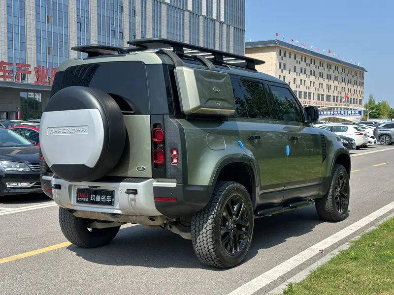 Land Rover Defender — фото 7