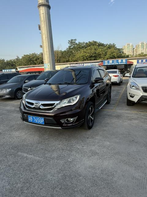 BYD S7