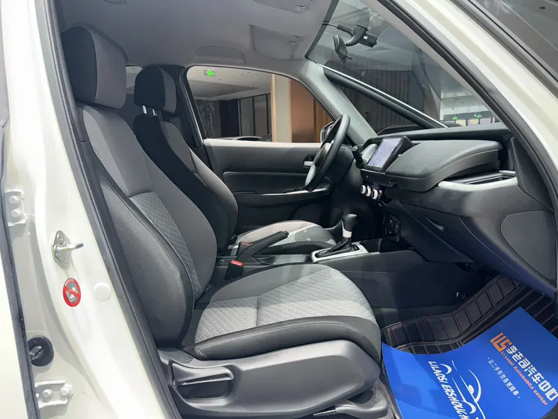 Honda Fit — фото 16