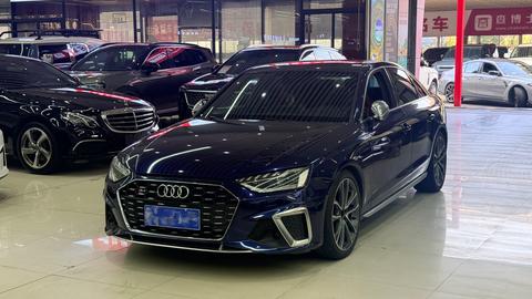Audi S4