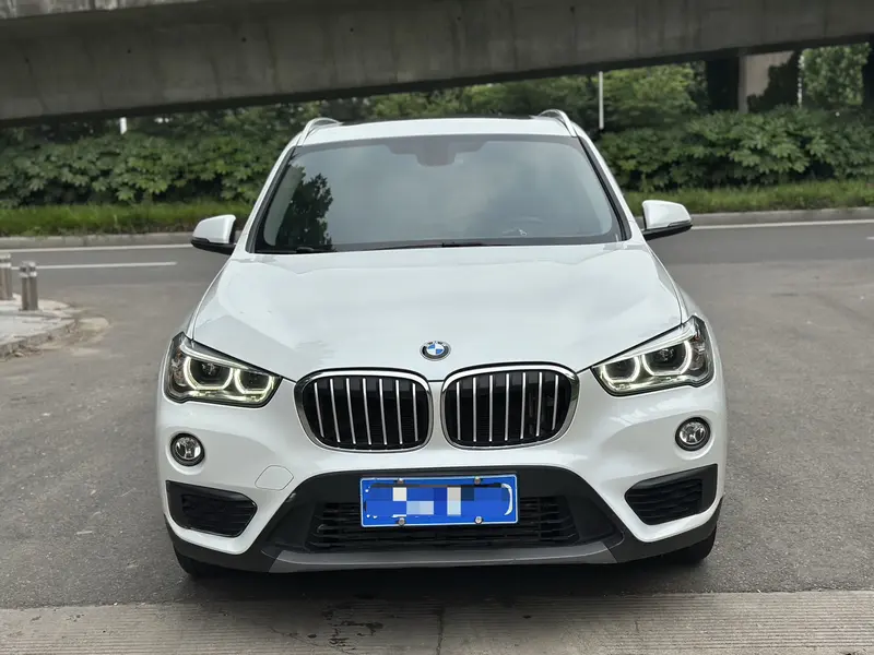 BMW X1 — фото 2
