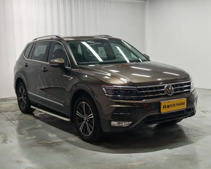 Volkswagen Tiguan L — фото 3
