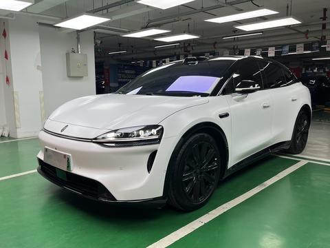 Luxeed R7