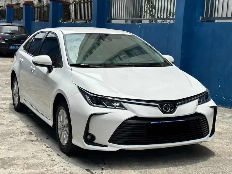 Toyota Corolla — фото 3