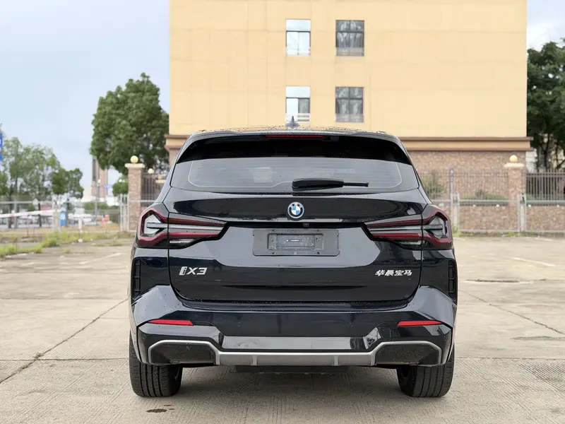 BMW iX3 продвинутая — фото 5