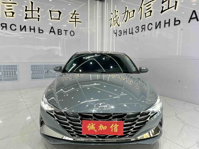 Hyundai Elantra 2023 Темно-серый из Китая