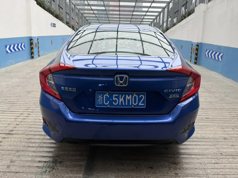 Honda Civic — фото 4