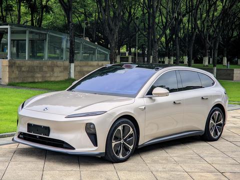 Nio ET5T