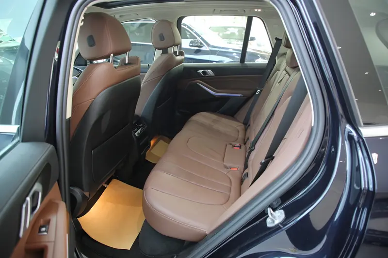 BMW X5 xDrive30i M спортпакет — фото 9