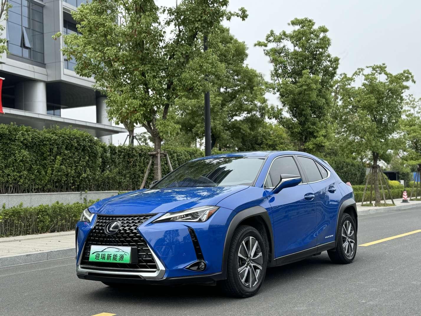 Lexus UX EV — фотографии объявления, Фото 6