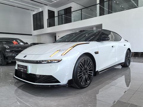 Lynk & Co 10 EM-P