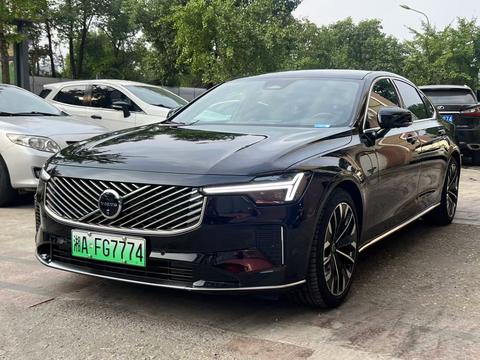 Volvo S90 PHEV, 2026 год