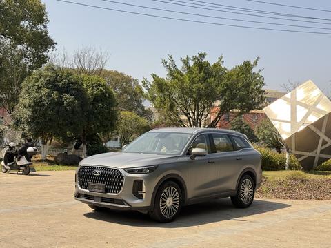 Chery Tiggo 8L