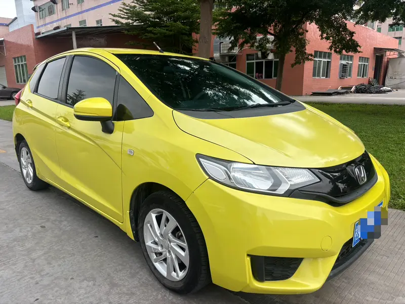Honda Fit — фото 3