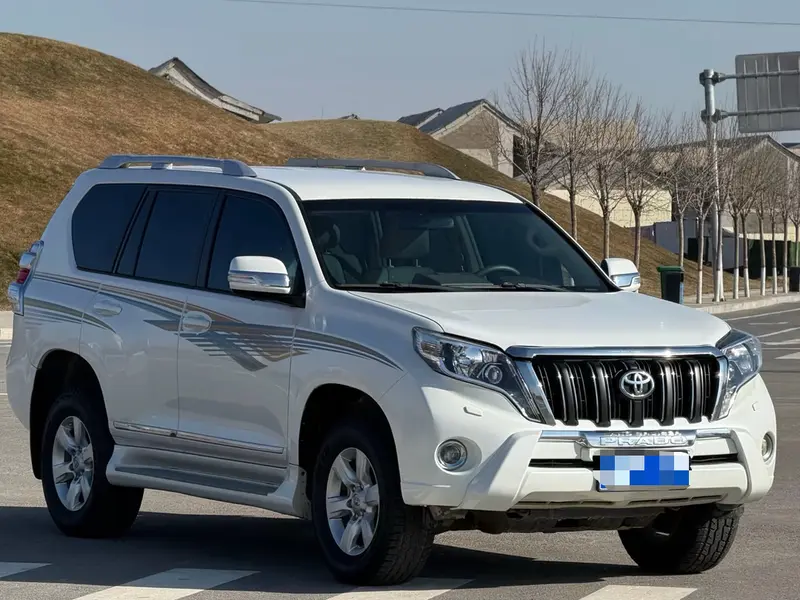 Toyota Prado 2.7 L AT — фото 3